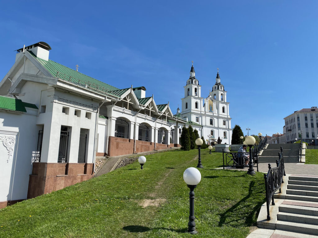 Белоруссия. Старый Минск. Старое как новое, мост лжецов, зыбкая, весь в  монастырях, нашли в реке, красный и синяя | СветЛость | Дзен