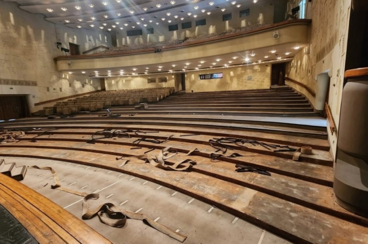    На ремонт Курского драмтеатра направят более 32 млн руб