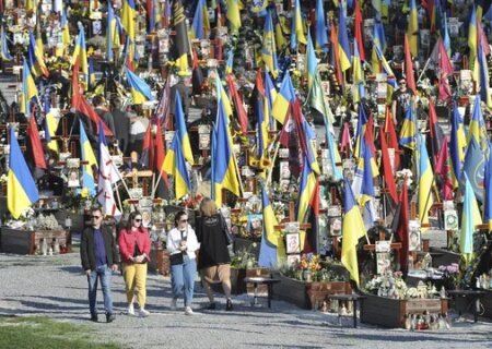    Мест нет. В Харькове закрыли ещё одно городское кладбище