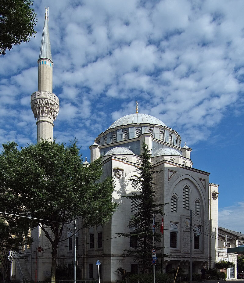 Мечеть в Токио, основанная Курбаналиевым.