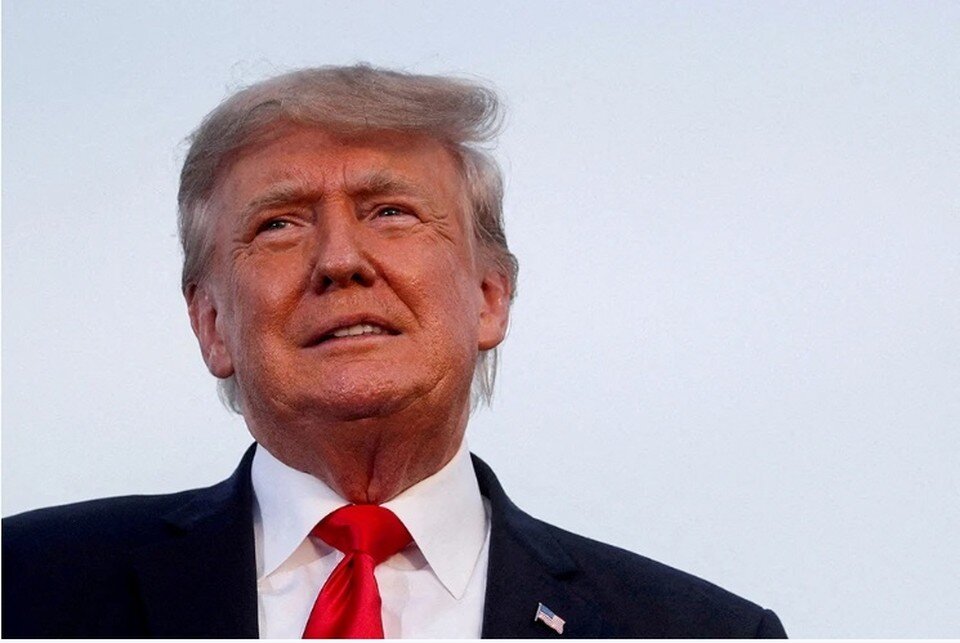     Трамп не поддержал идею смены власти в России  REUTERS