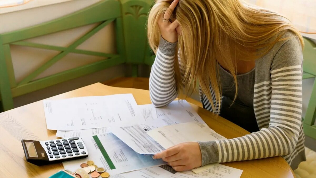 Долги, кругом долги