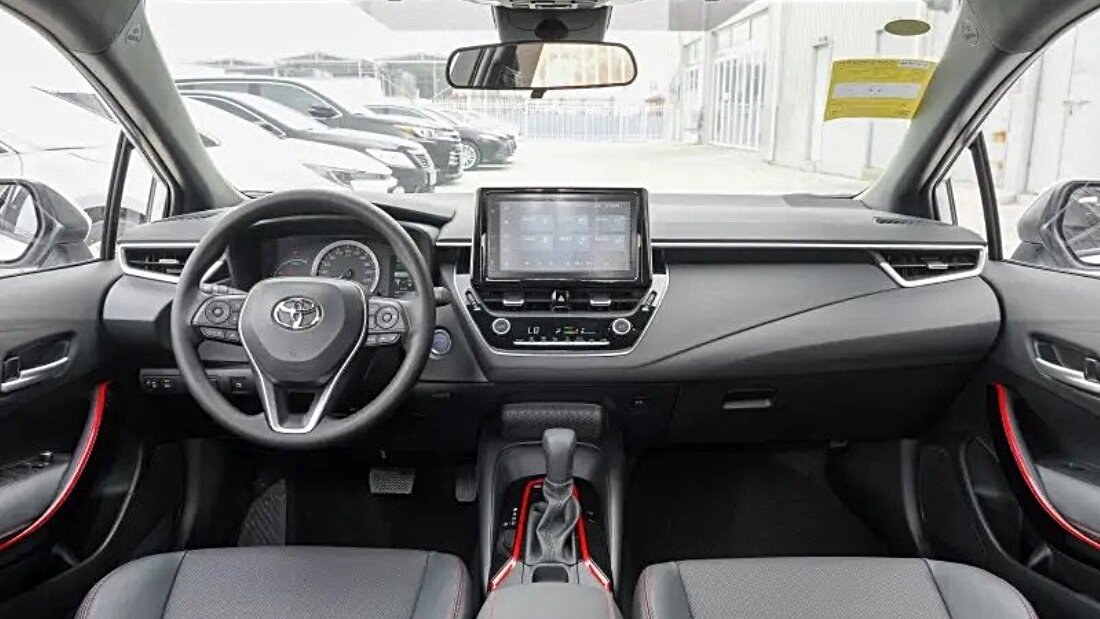 Салон Toyota Levin