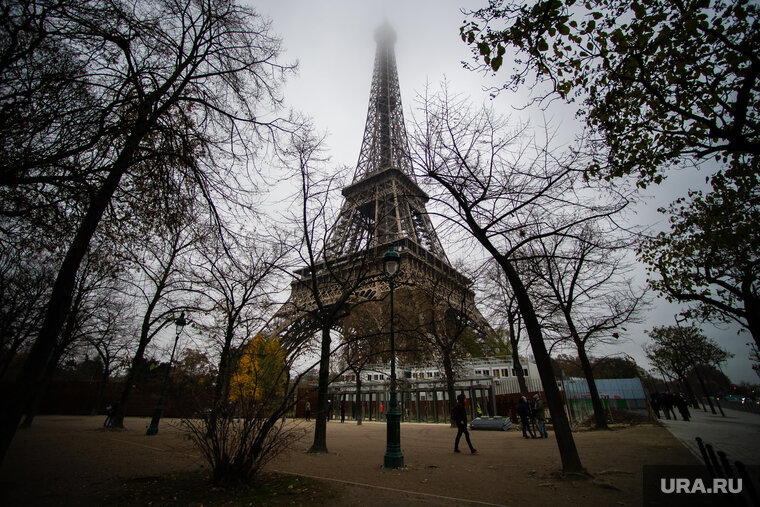    Во Франции приняли закон о повышении пенсионного возраста