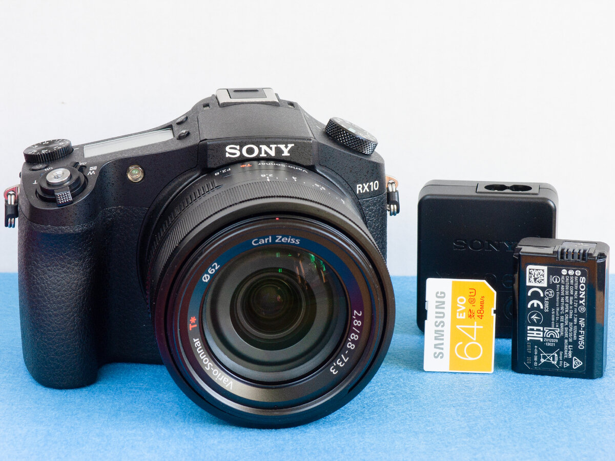 Sony Cyber-shot DSC-RX10