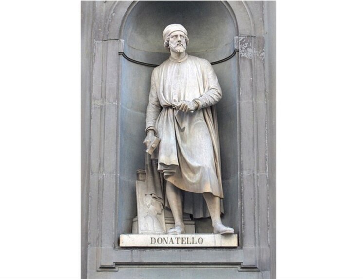 Донателло. Статуя на фасаде здания галереи Уффици