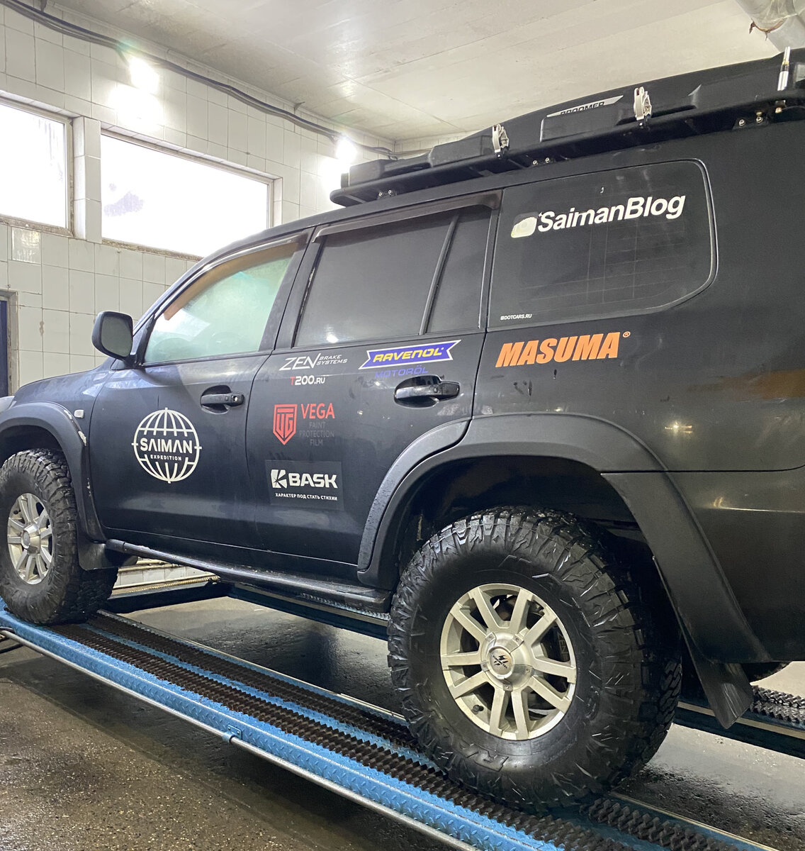 Антикоррозийная обработка днища боевого внедорожника | Сергей Сайман ...