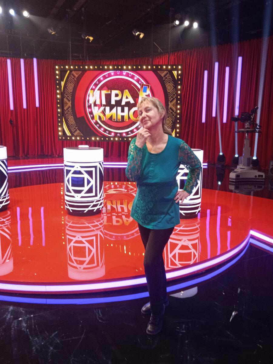 Актёр массовых сцен