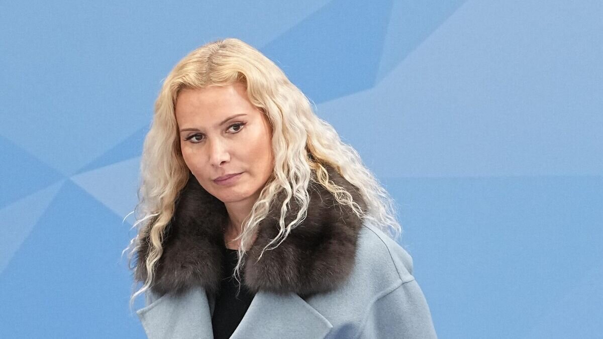    Тренер Этери Тутберидзе на соревнованиях по фигурному катанию на Кубок Первого канала.© РИА Новости / Александр Вильф
