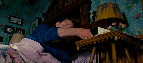 К/ф "День сурка". Ежедневный ритуал Фила. Заимствовано: https://gifer.com 