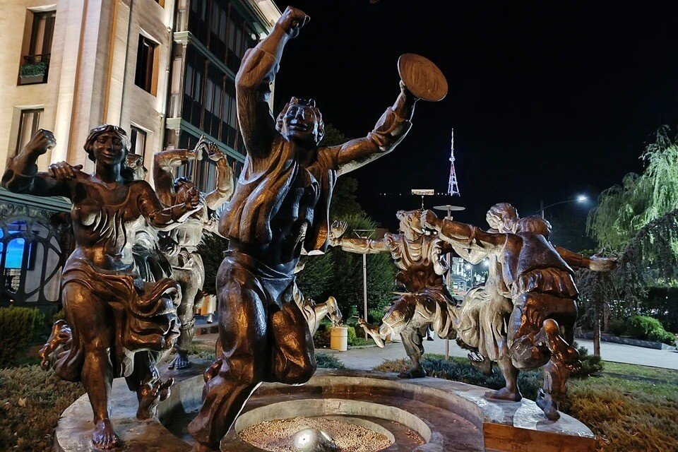     Беларусь оказалась среди стран-лидеров по импорту вина из Грузии. Владимир ВОРСОБИН