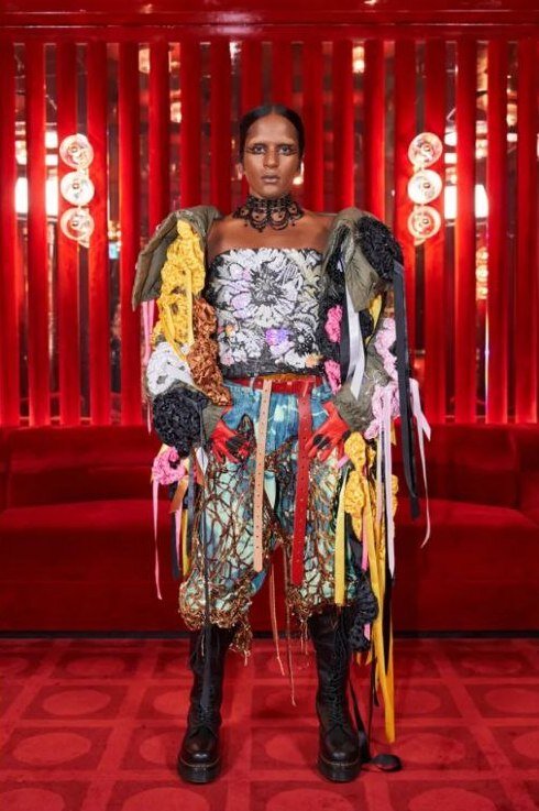 (Фото - Vogue.com)