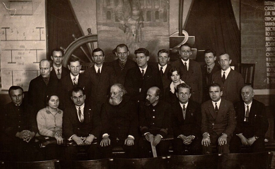 С академиком Крыловым, 1938 г., из семейного архива