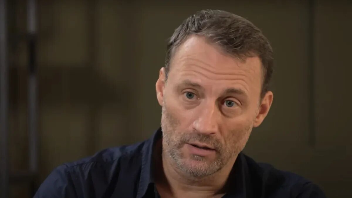 «Часть денег ребята отдают на помощь Украине» Сбежавший в Израиль актер ...