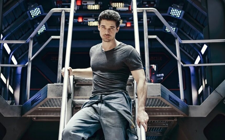 Джеймс Холден, сериал "Пространство", 2015