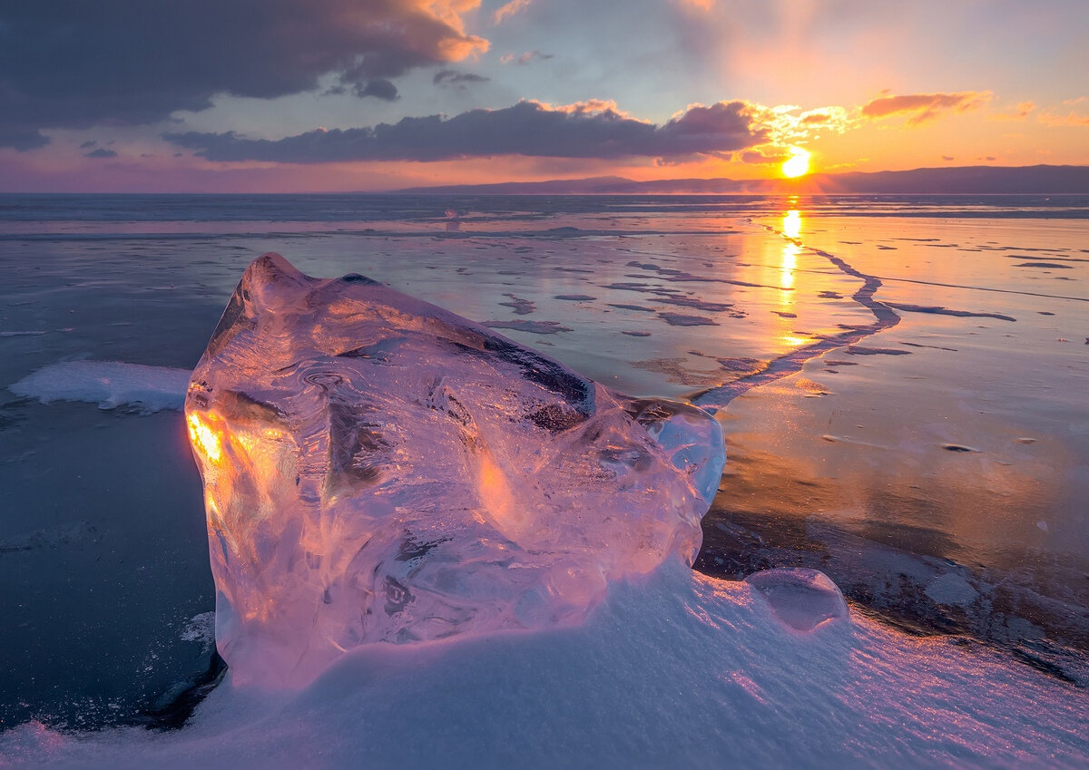 Закат на берегу Карского моря. Фото: К. Уютнов