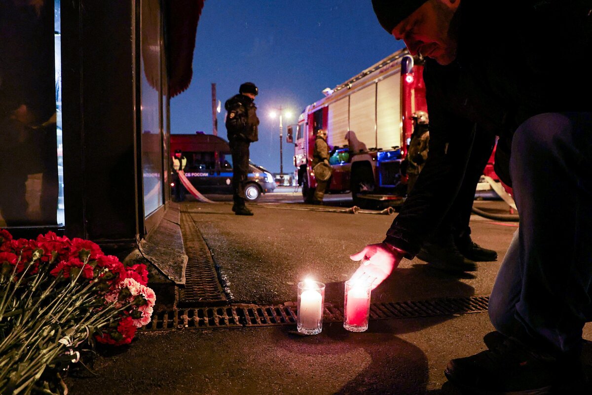  📷 📷 📷 📷 📷 📷 📷 📷 📷 📷 📷 📷 📷 📷    В Петербурге при взрыве в кафе один человек погиб, более 20 получили ранения