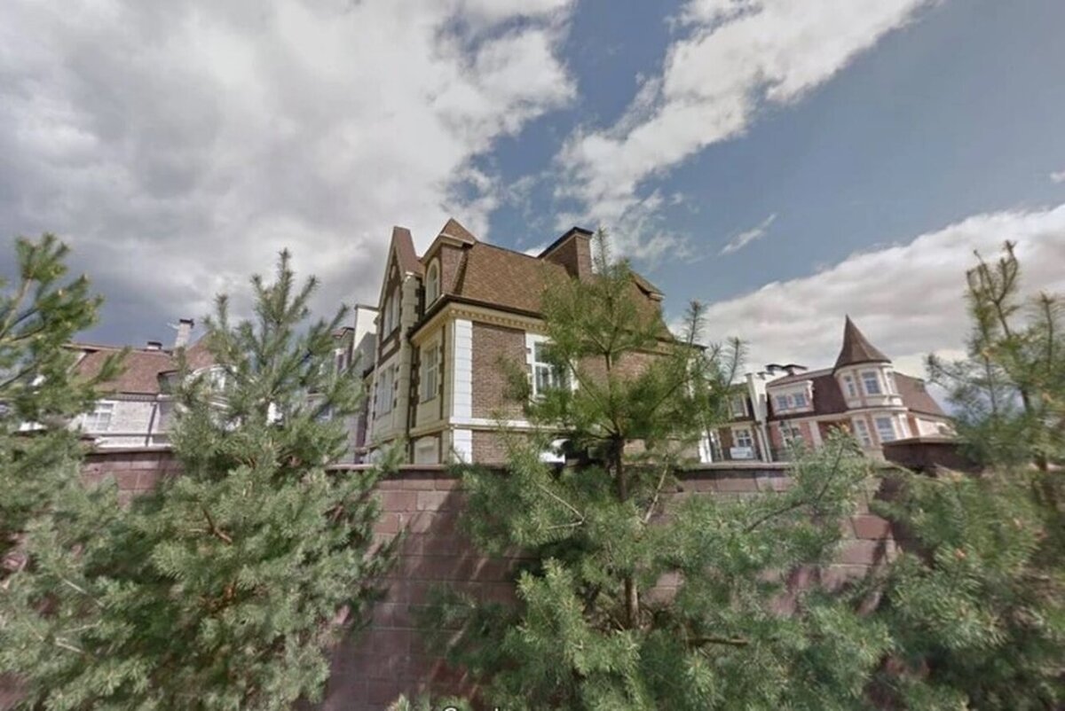 Фото: Яндекс.Картинки / Дом Харламова на Рублевке