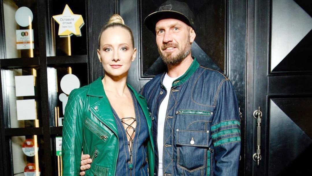    Оксана Домнина и Роман Костомаров