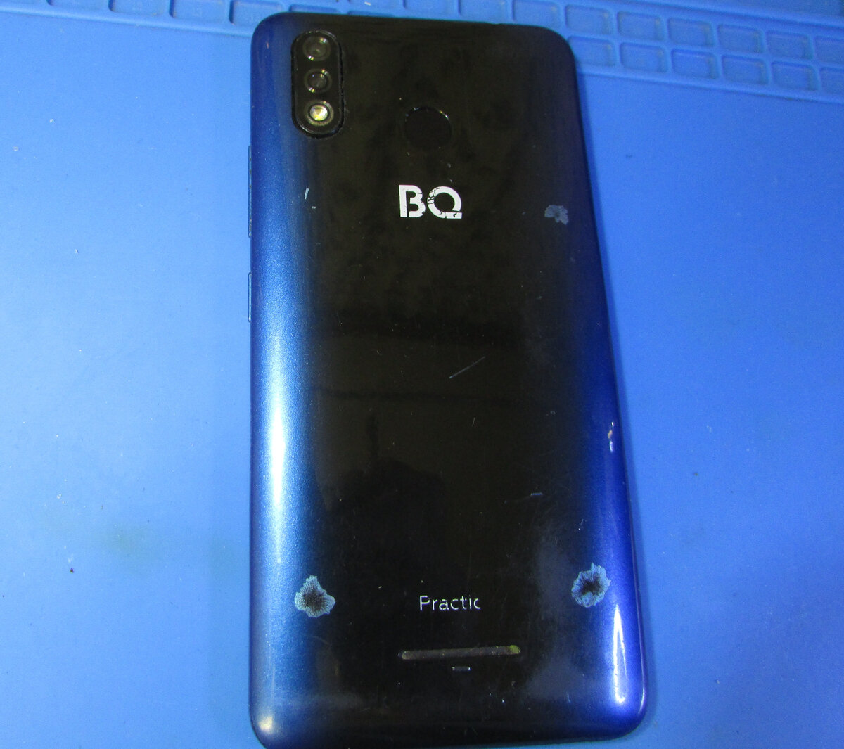 Листайте фото