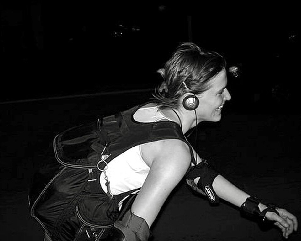    С 15 лет Анна живет в Москве