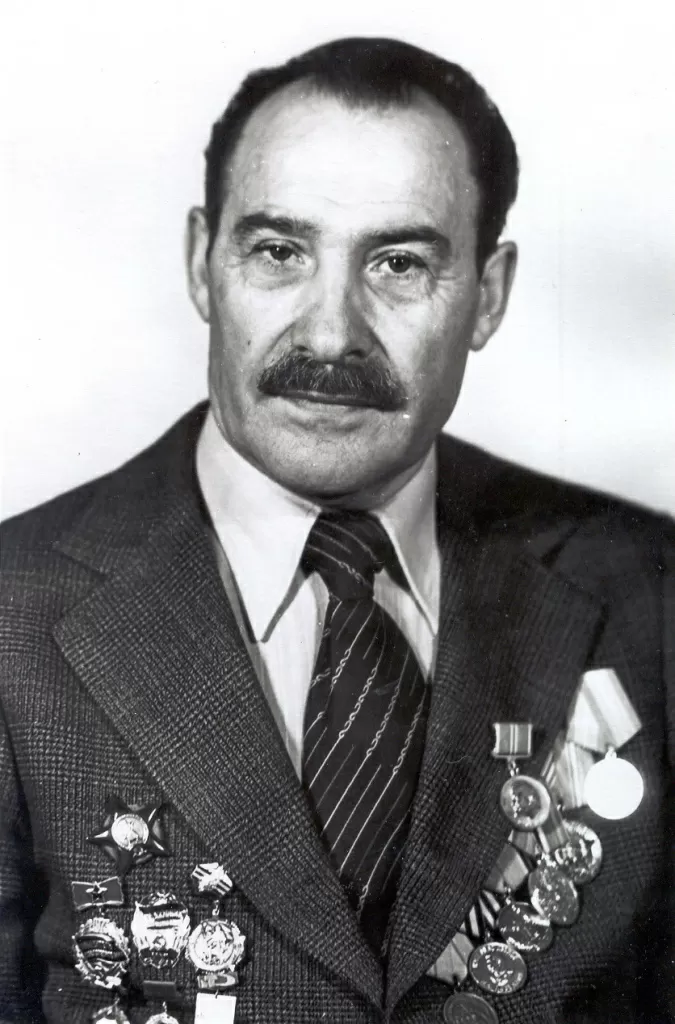 Валюгин Михаил Абрамович (1921−2014)