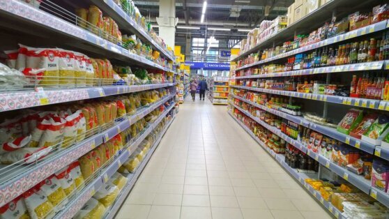    Какие товары подорожают в апреле: мнение экономиста Сергей Бунеев