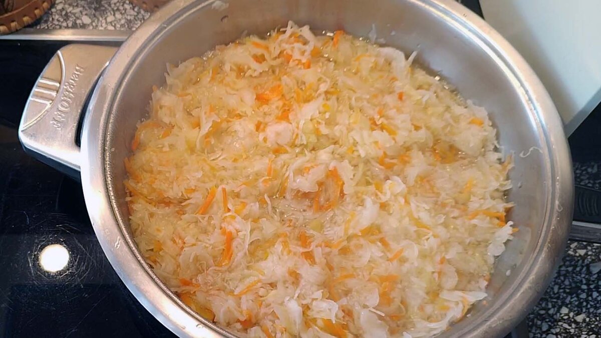 Баница с квашеной капустой