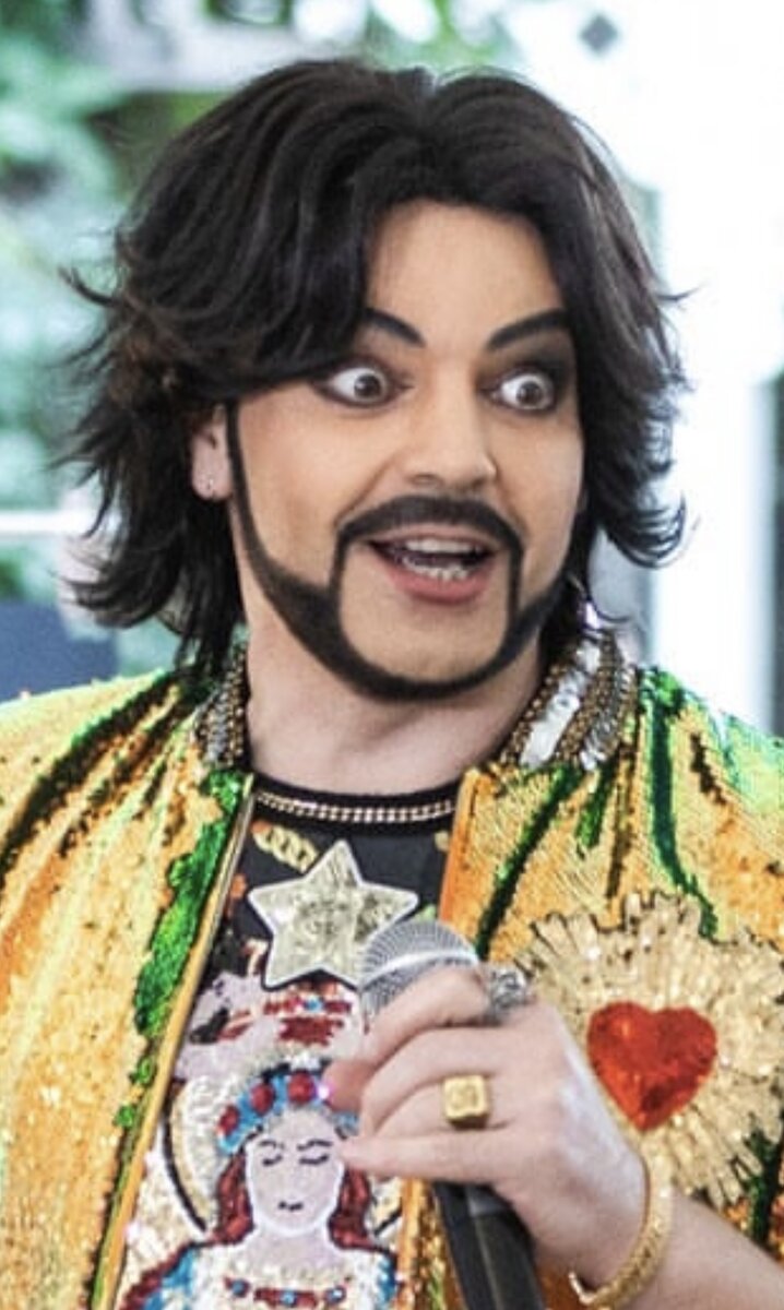 Алексей егожинский двойник филиппа киркорова. Двойник киркорова алексей егожинский. Егожинский двойник. Егожинский двойник. Пародист филиппа киркорова.