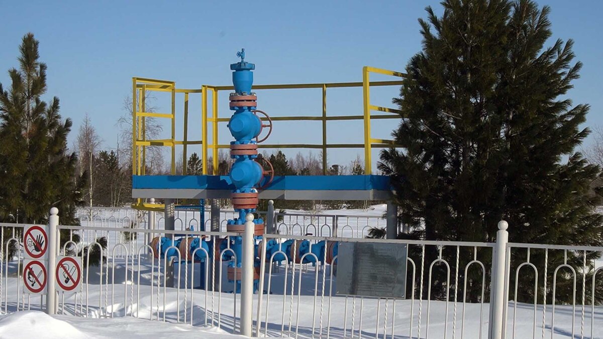 Первая разведочная скважина Р-2.