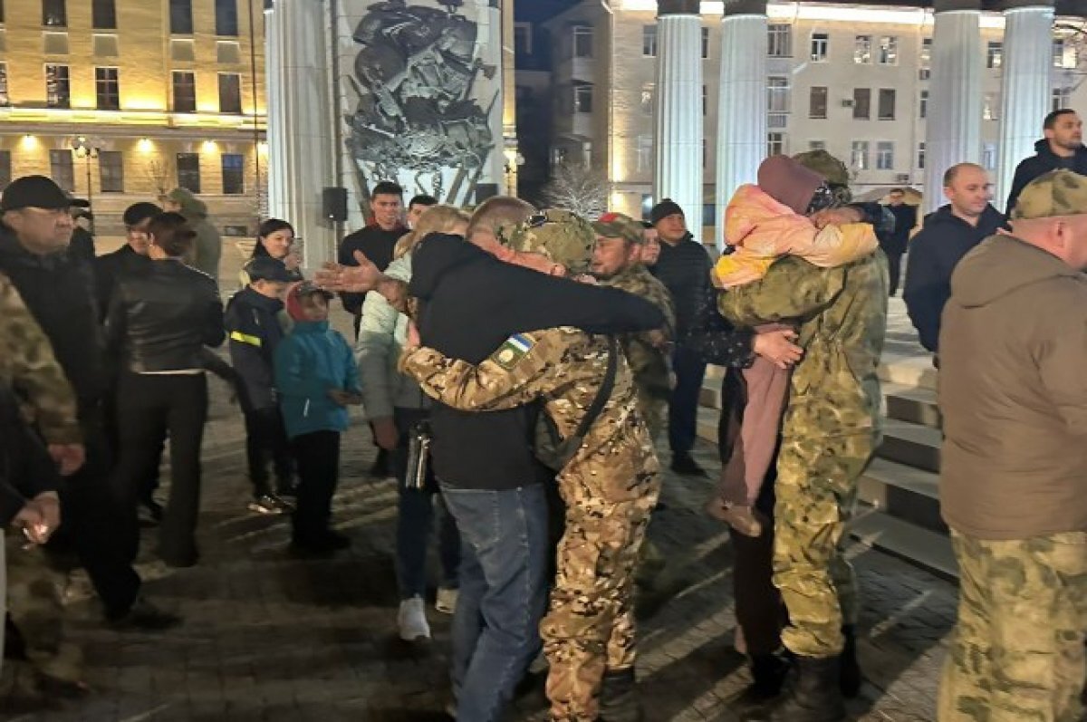    В Уфе встретили военнослужащих, прибывших в отпуск из зоны СВО