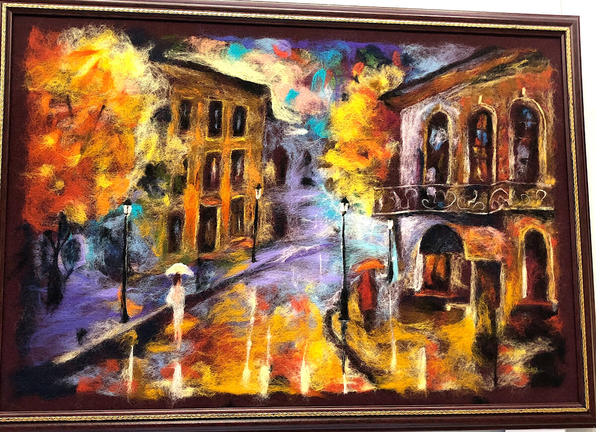 Людмила Шеломкова. Город в сумерках (по мотивам творчества Л.Афремова. 2010. Нетканый гобелен, шерсть, сухое валяние