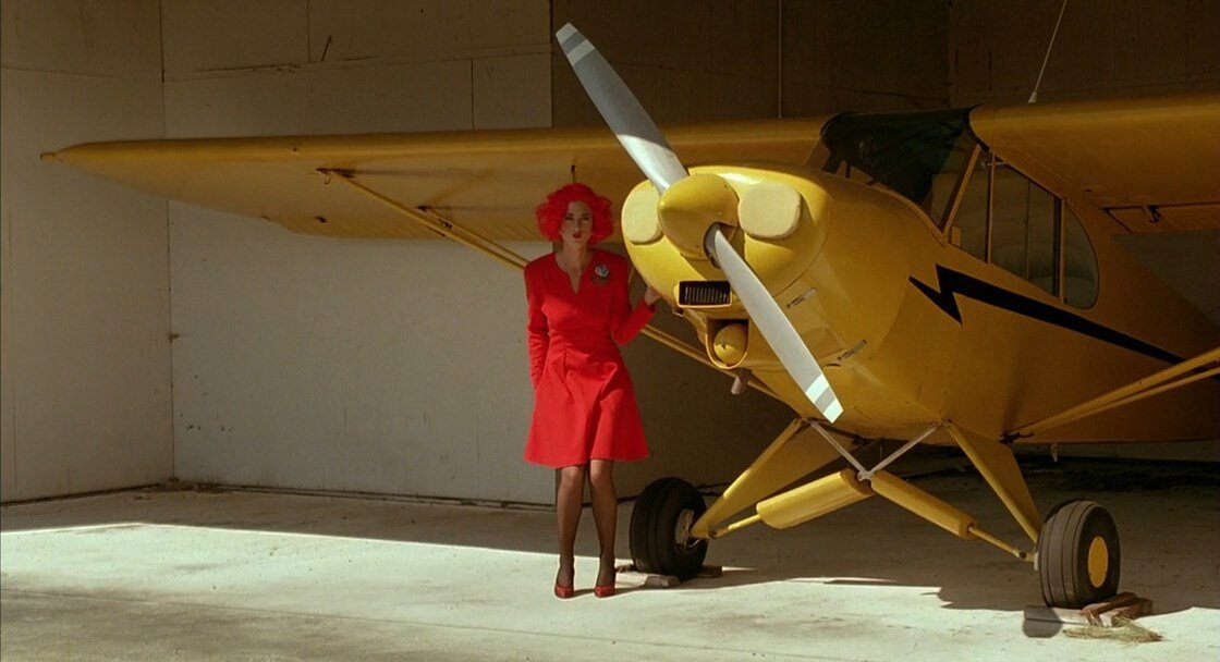 Вряд ли кто-то из зрителей смог бы сам разгадать смысл подобного брифинга.