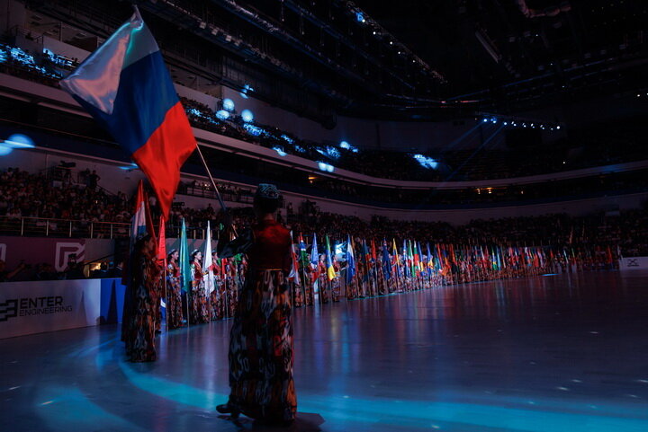 Листайте вправо, чтобы увидеть больше изображений