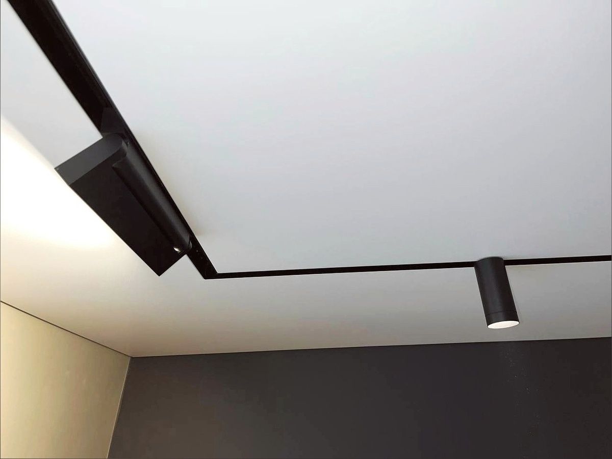 Трековая система Технолайт для натяжных потолков 