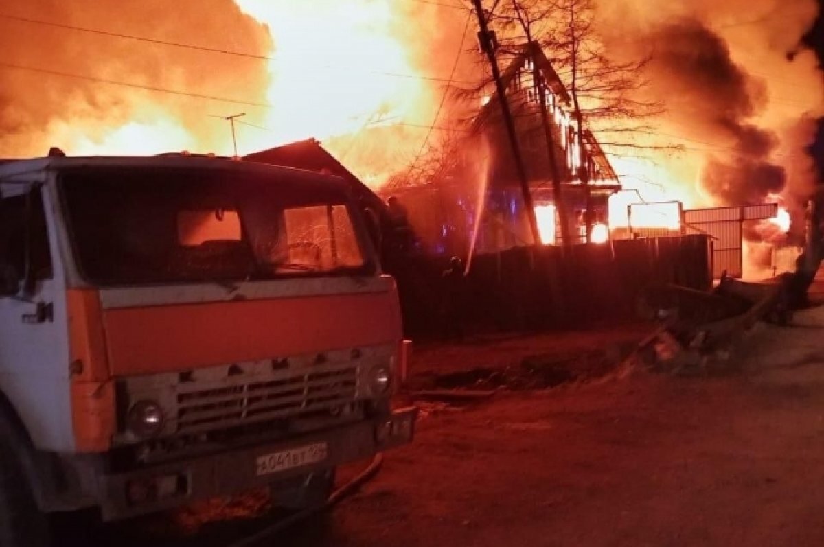    Пожар ликвидировали в 10:48 утра по местному времени.