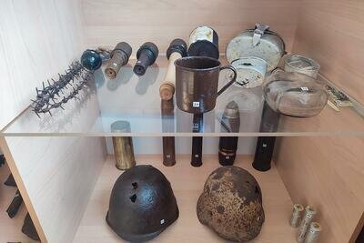    Экспозиция артефактов времен ВОВ © Пресс-служба ГКУ МО «Мособлпожспас»