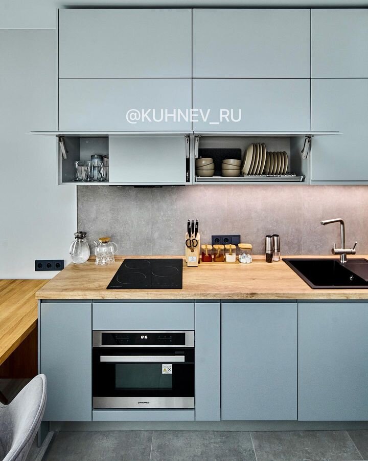 Готовая кухня от Кухнев. Листайте галерею