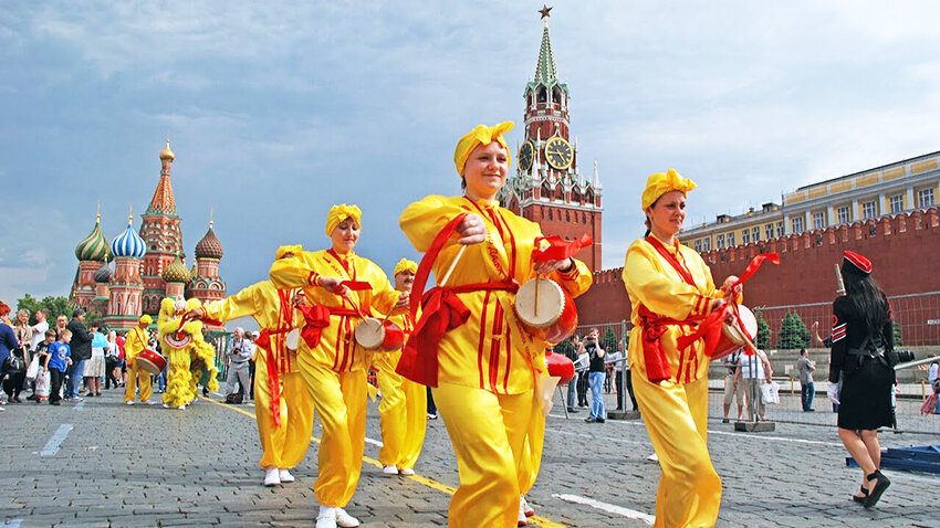 «Фалуньгун» на Красной площади