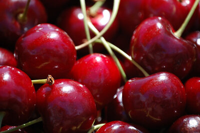    Черешня ©SunGodServant Flickr.com