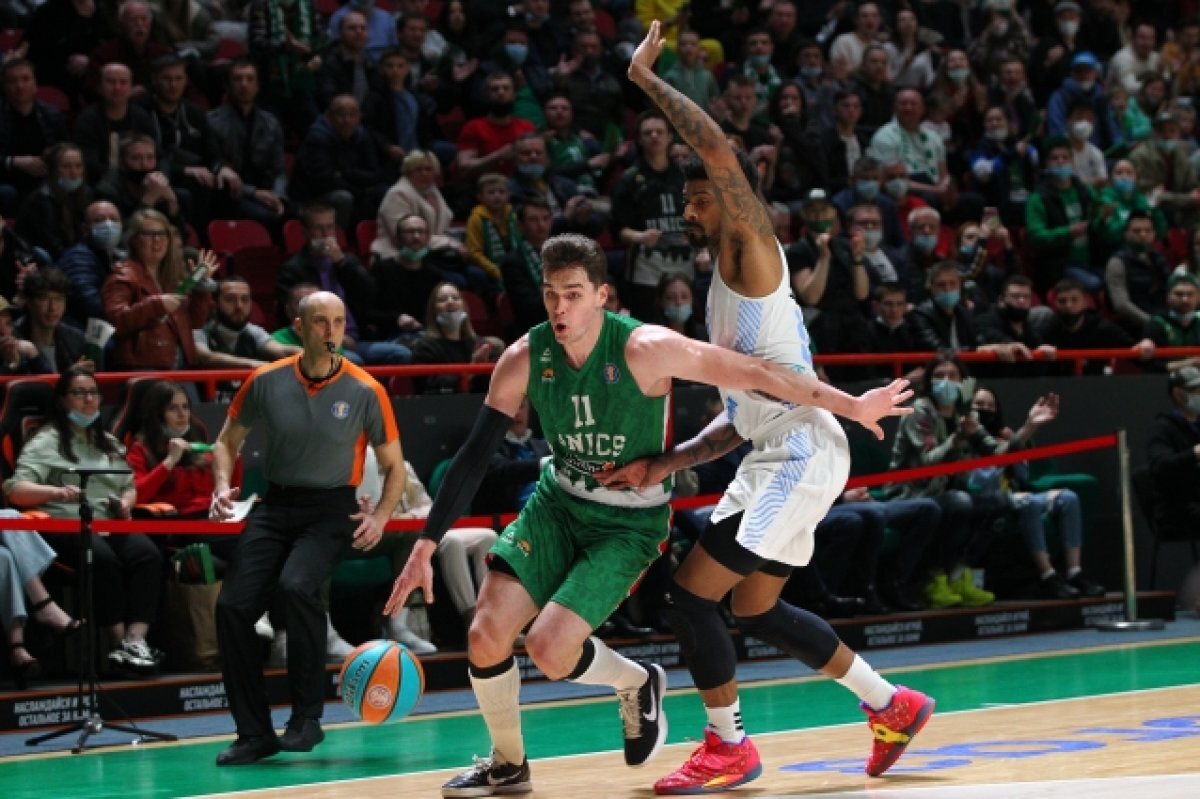    Казанский клуб УНИКС стал чемпионом, обыграв кубанский "Локомотив"