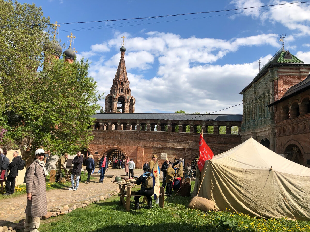 Крутицкое подворье в Москве зима