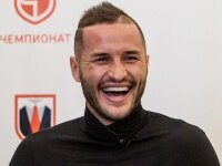 Кудряшов: Веллитон надел пульсометр на собаку, но Карпин раскусилЗащитник «Ростова» в редакции «Чемпионата» рассказал о желании играть с «МЮ», не быть «убийцей» и странной селезёнке Зобнина.