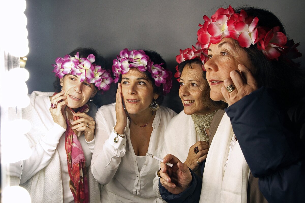 Боязнь старости фотопроект. Ceremony women.