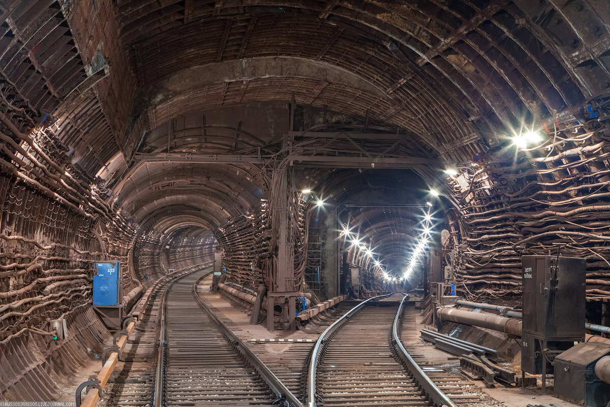 Перегон метро