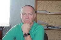 - Вечером мама вызвала скорую помощь, но малышка скончалась до приезда медиков, - рассказал заведующий отделением скорой медицинской помощи Андрей Низкородов, - бригада фельдшеров констатировала смерть ребёнка. Со слов матери, у девочки была очень высокая температура. Малышку пытались обтирать, давали ей жаропонижающее, воду, но ничего не помогало. Не нужно быть самонадеянным и оставлять ребёнка без медицинской помощи! Своевременное обращение к врачу гарантирует успешное лечение и жизнь Вашего ребёнка. 
