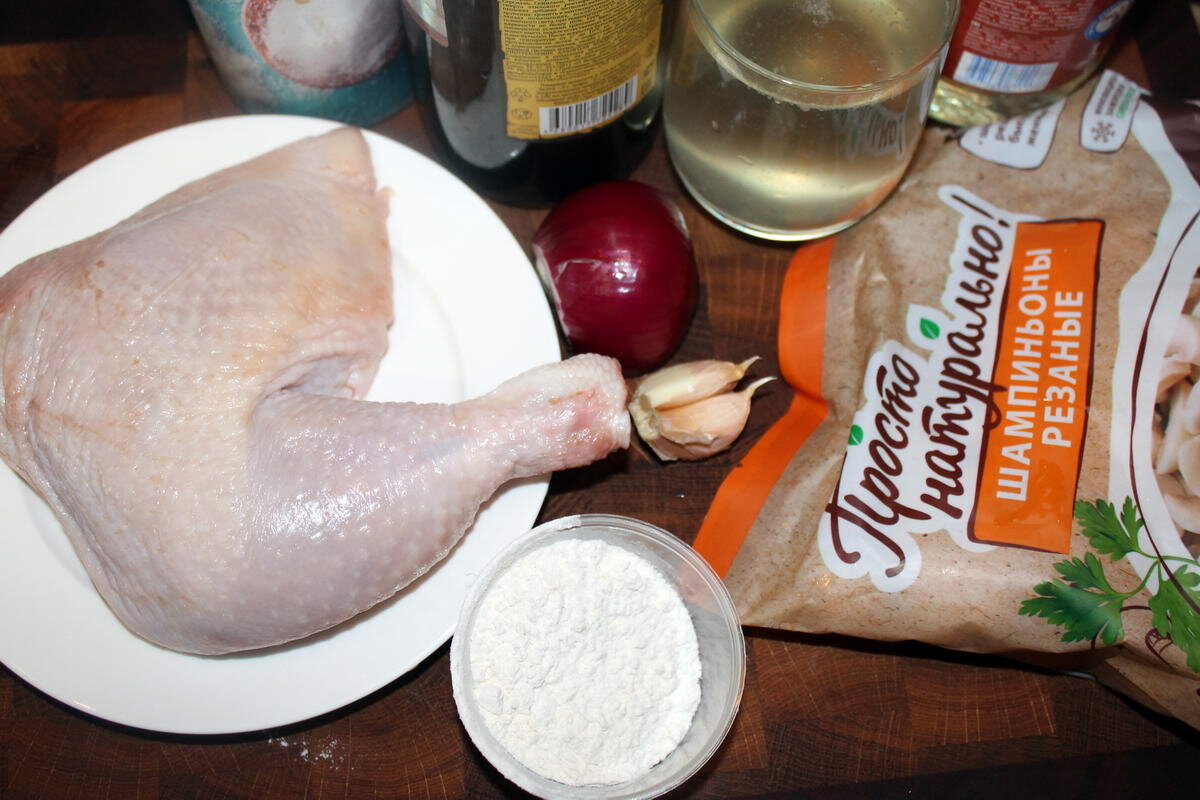 Сливки не сфотографировал, но они здесь обязательны