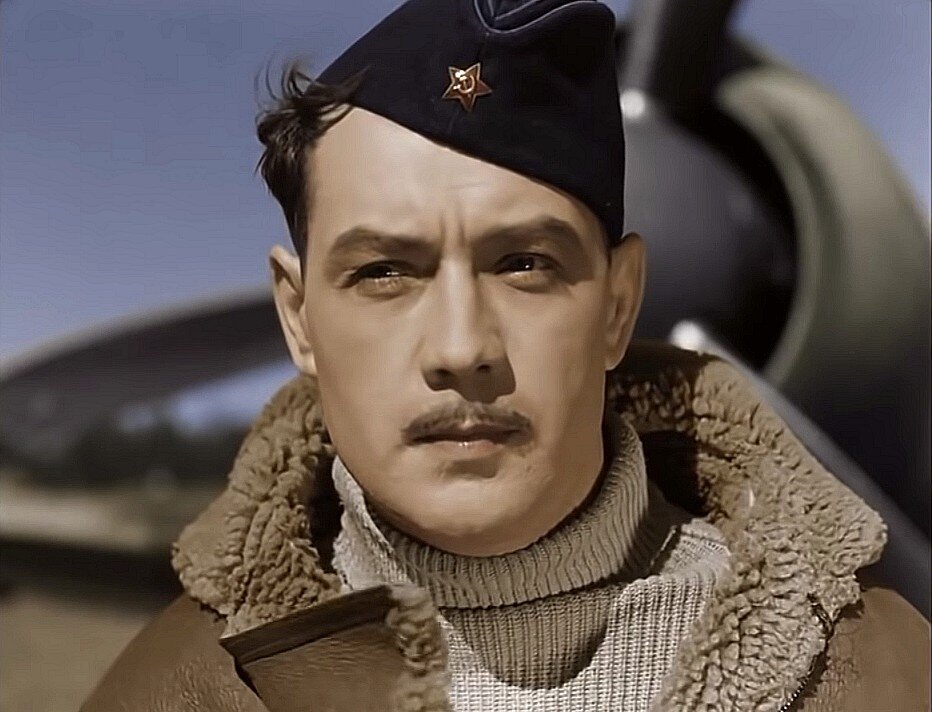 Кадр из фильма «Небесный тихоход», 1945 г.