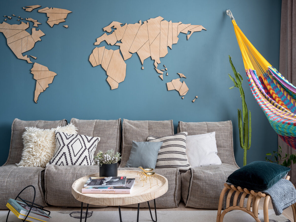 Карта мира на стене