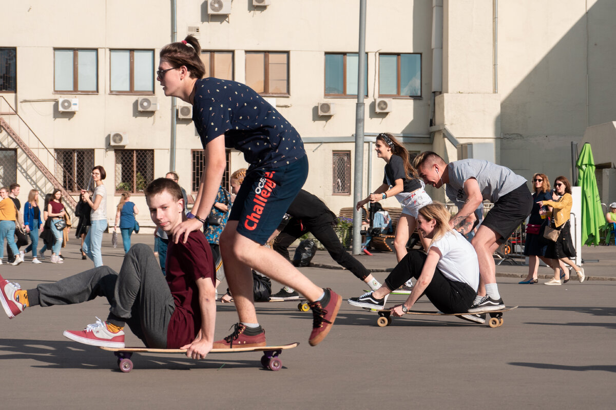 Еженедельная лонгборд-встреча Skate & Chill в Парке Горького